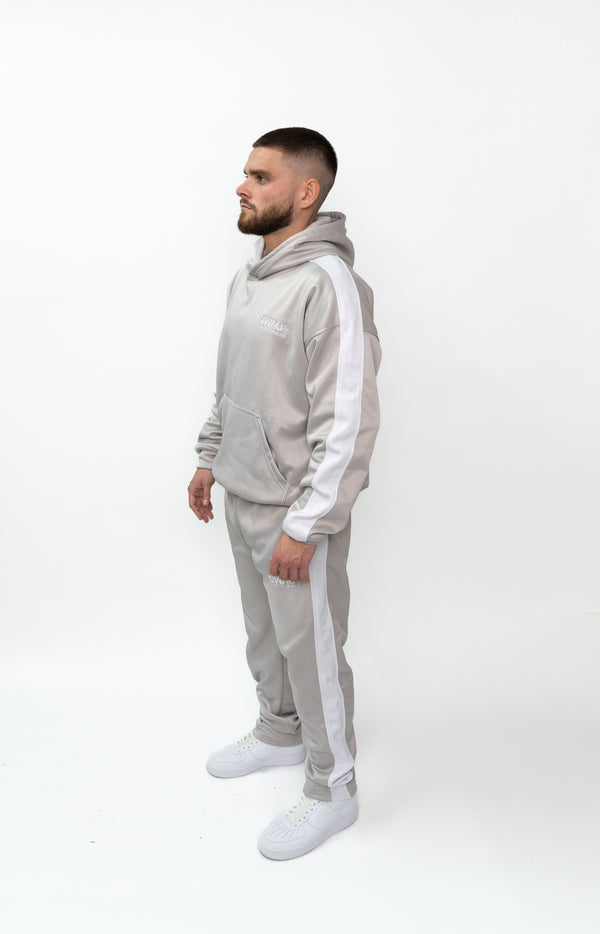 Swag suit - Grey & white - V3 - open leg